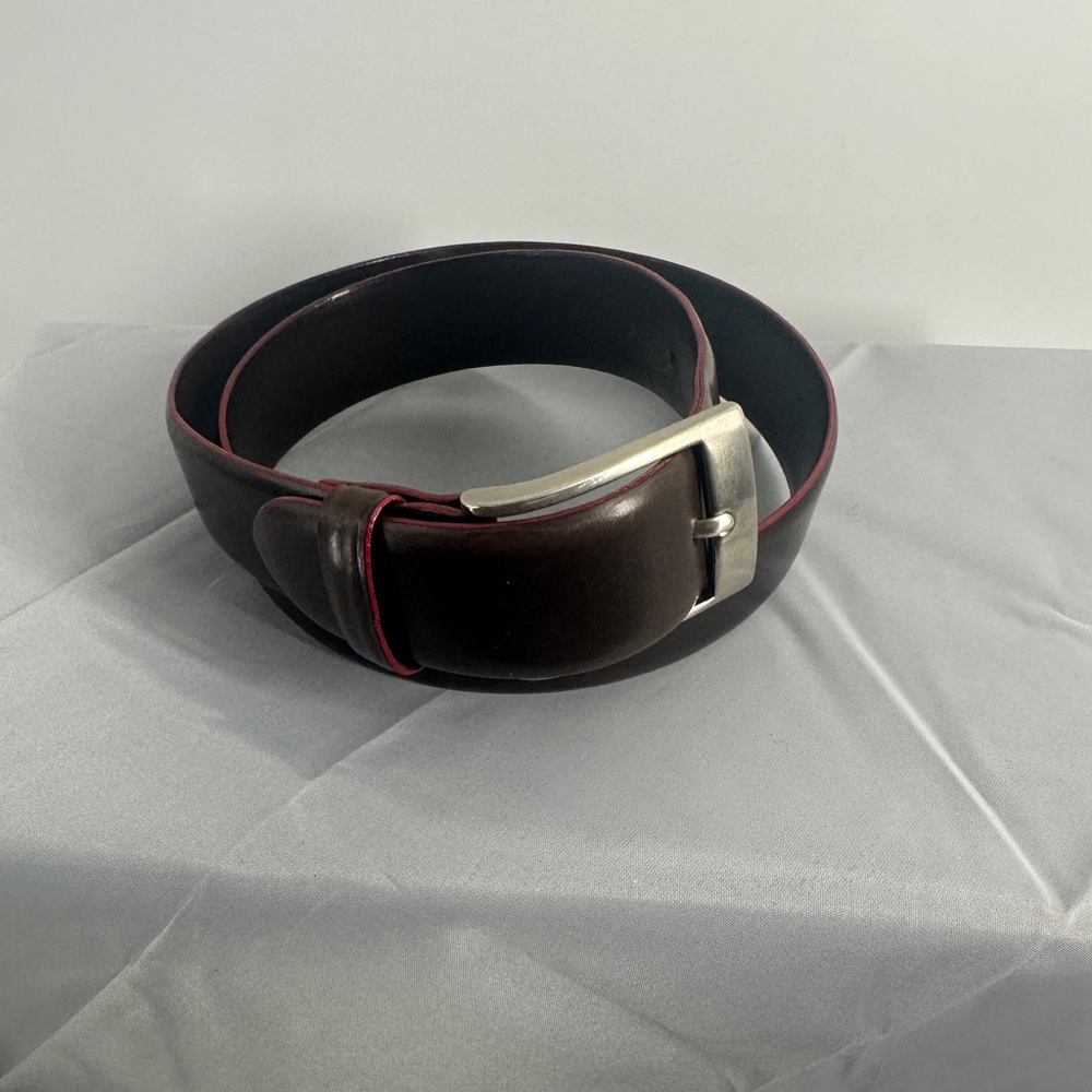 Carolina Herrera brown leather red piping belt